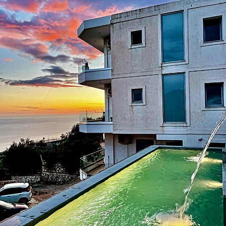DhërmiIonian Pearlアパートメント エクステリア 写真