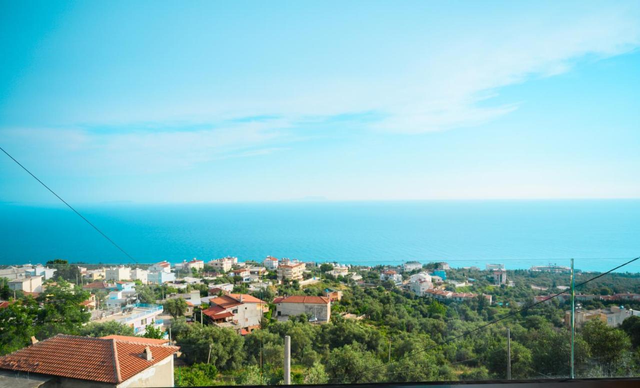 DhërmiIonian Pearlアパートメント エクステリア 写真