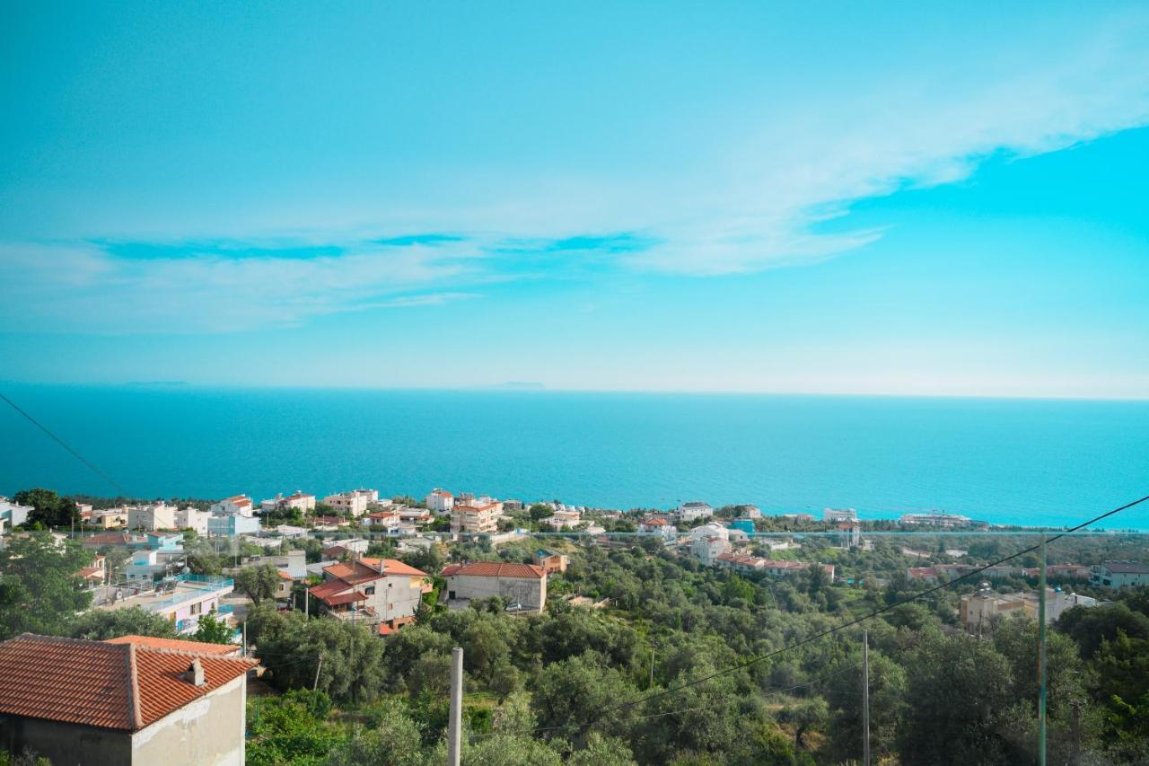 DhërmiIonian Pearlアパートメント エクステリア 写真